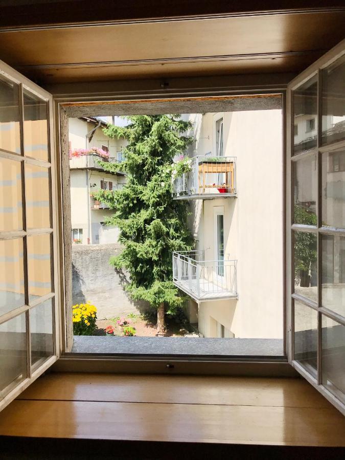 Centrally Located Apartment In Poschiavo Exterior photo